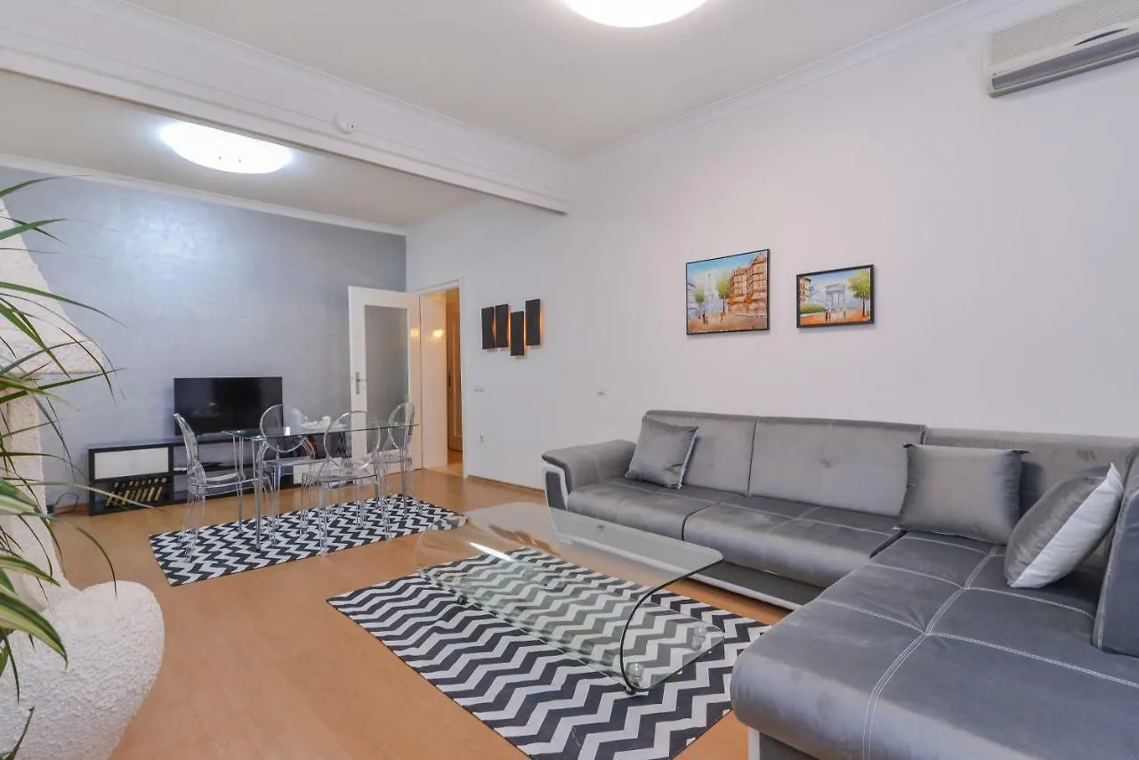 Home Sweet Home - Spacious Two Bedroom On Dondukov Boulevard Sofia Bulgaria