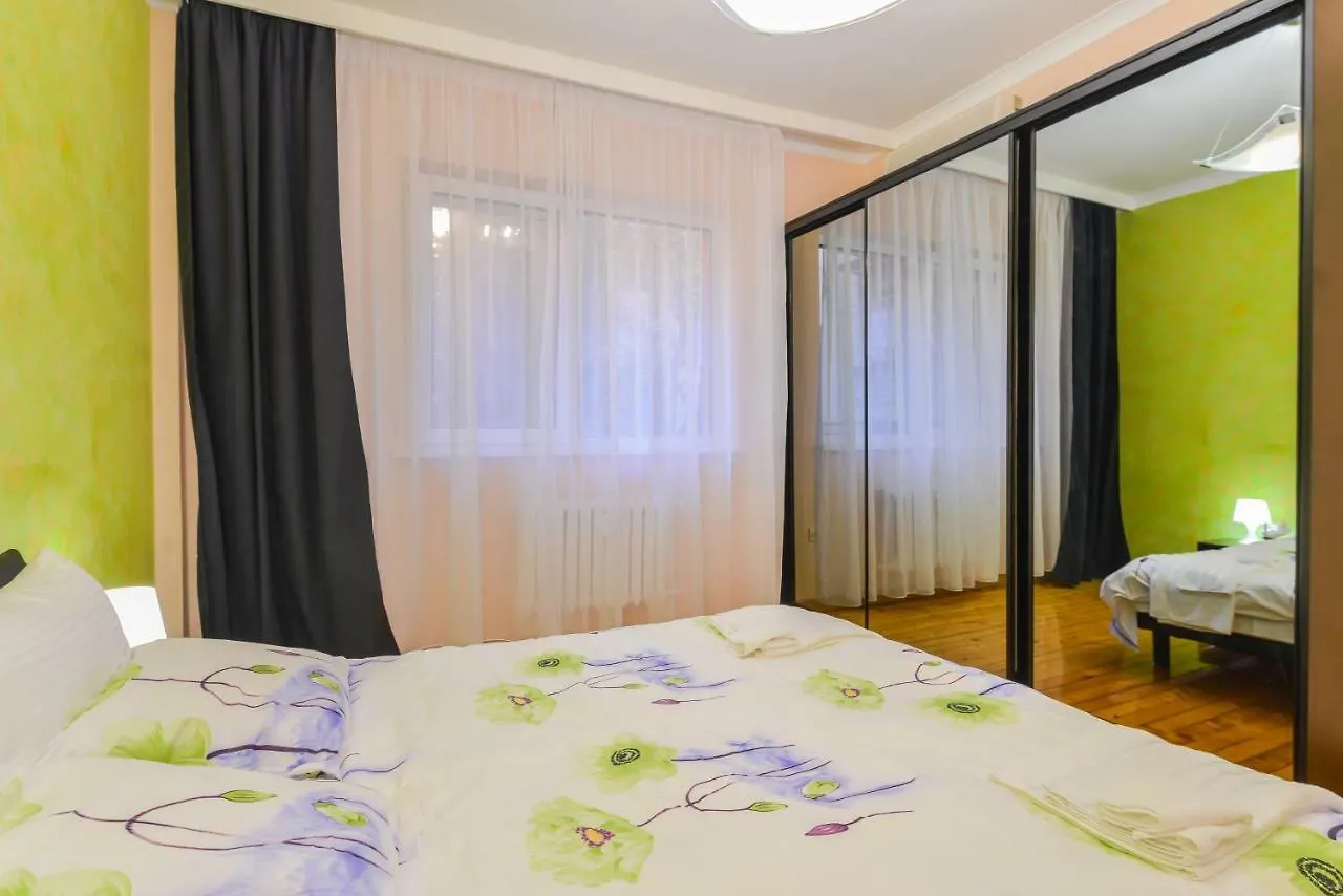 Home Sweet Home - Spacious Two Bedroom On Dondukov Boulevard Sofia Apartment